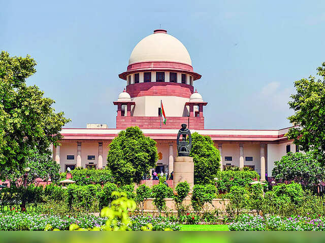 Supreme Court to Hear Sahara Employees’ Pending Salary Pleas on November 17 1 supreme court-sahara employees wage hearing november 17